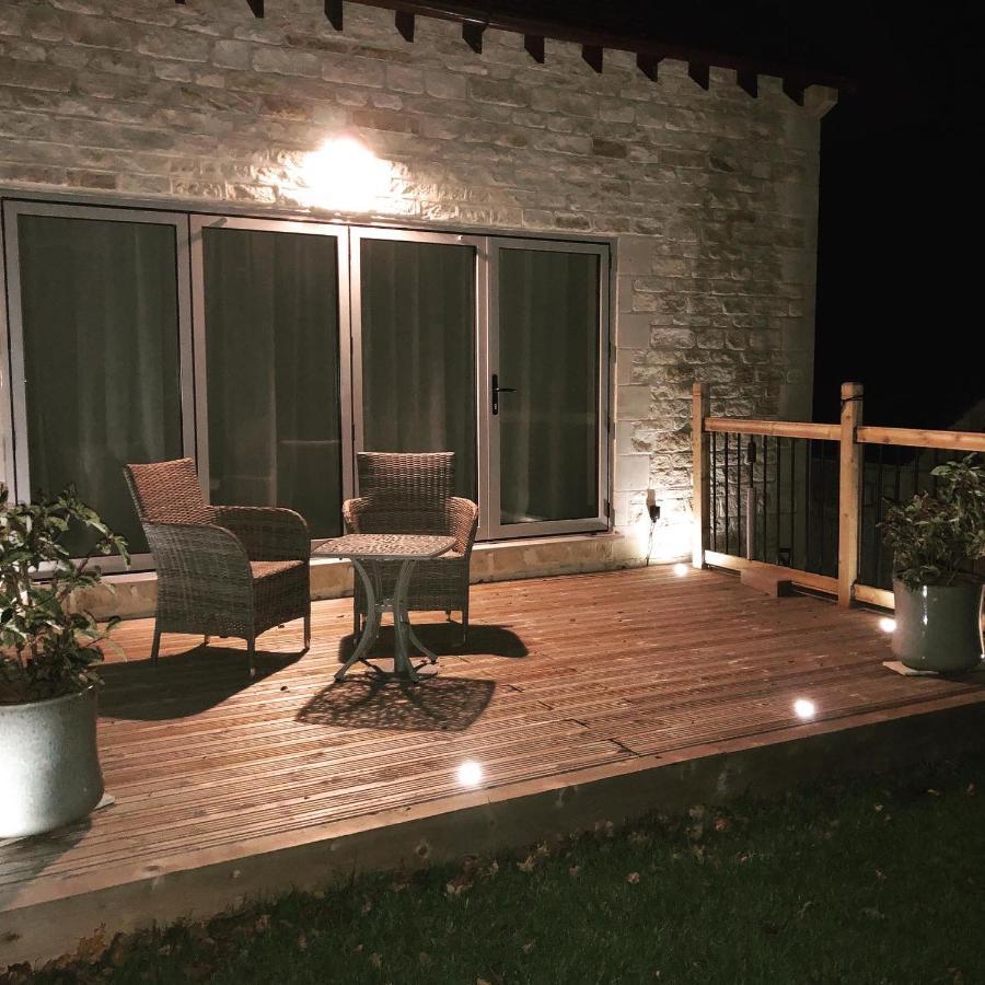 פיינסוויק Cotswold Lodge מראה חיצוני תמונה